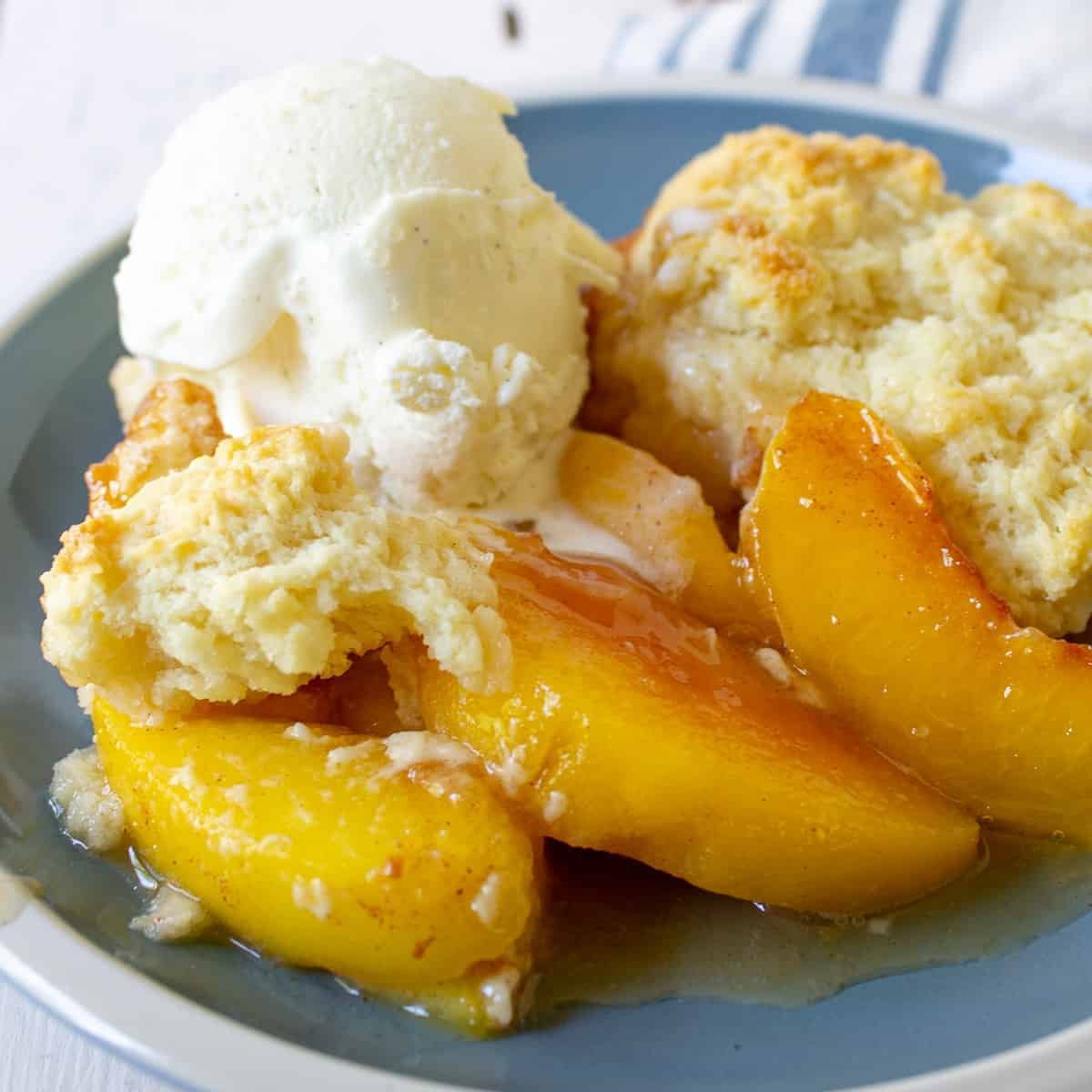 Homemade Peach Cobbler