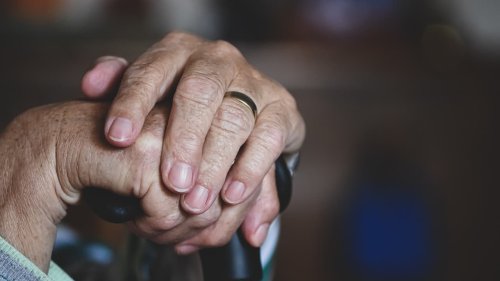 "Une menace pour les plus fragiles": l'Église de France incite les fidèles à interpeller leurs parlementaires sur la fin de vie