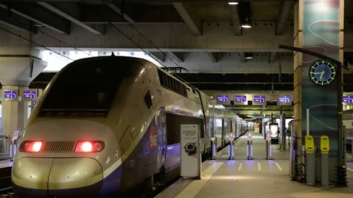 Les syndicats de la SNCF annoncent une grève unitaire le 7 février, pas le 8, incertitudes pour le 11