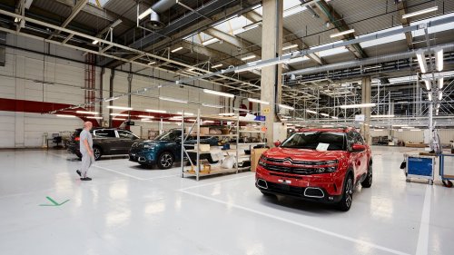 Aides, gains de productivité… Comment Stellantis peut continuer à produire en France