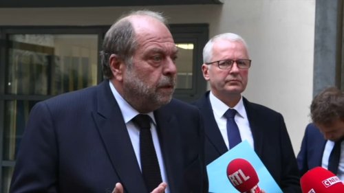 Soupçons de prise illégale d'intérêts: Dupond-Moretti affirme que sa démission n'est "pas à l'ordre du jour"