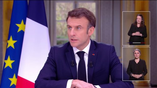 Profits exceptionnels: Emmanuel Macron dénonce "le cynisme" et veut une "contribution exceptionnelle" pour les salariés