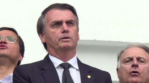 Brésil: Bolsonaro juge "inadmissible" l'avortement d'une fillette victime de viol