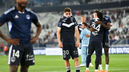 Ligue 2: la montée en L1, le maintien… ce que change l’arrêt du match Bordeaux-Rodez (notamment pour Metz et Annecy)