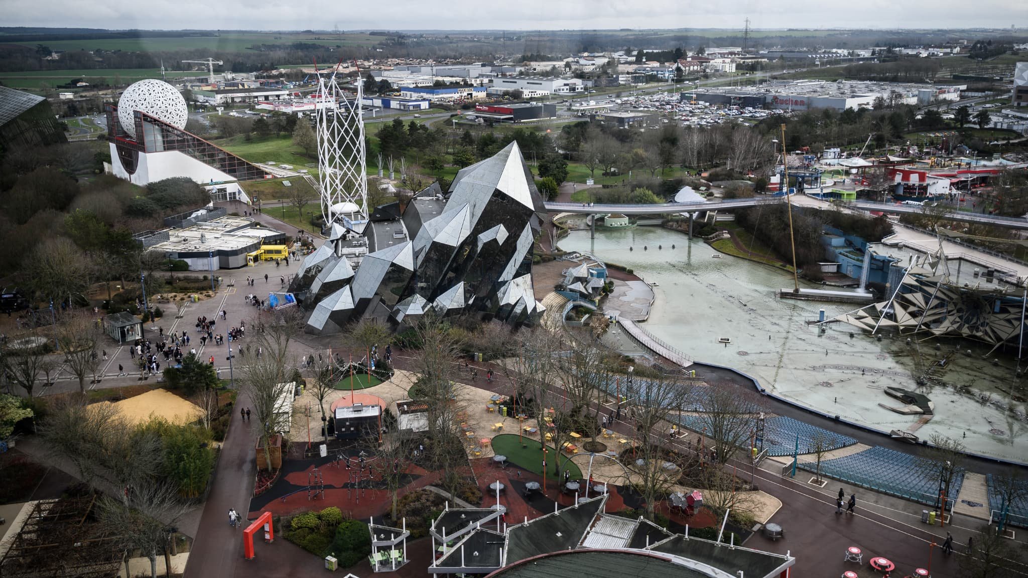 Les syndicats des agriculteurs appellent à nouveau au blocage du Futuroscope