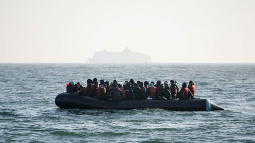 Tentative de traversée de la Manche: près de 240 migrants secourus en mer au large du Pas-de-Calais