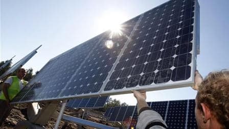 Le patron de Vinci Autoroutes veut des panneaux solaires le long des infrastructures
