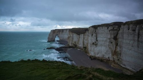 Changement climatique: les littoraux normands menacés par les remontées de nappes phréatiques
