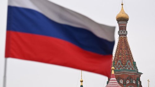 Des rumeurs sur Brigitte Macron au train de vie de Zelensky: comment la Russie infiltre les IA pour propager de la désinformation