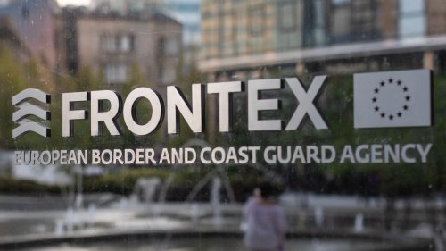 Frontex enquête sur la police bulgare qui aurait gardé des migrants en cage
