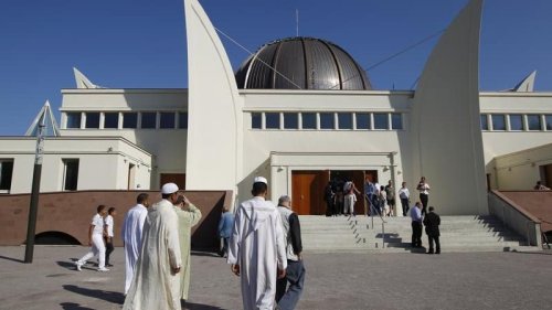 Un vol par effraction à la grande mosquée de Strasbourg, un fidèle menacé avec un couteau