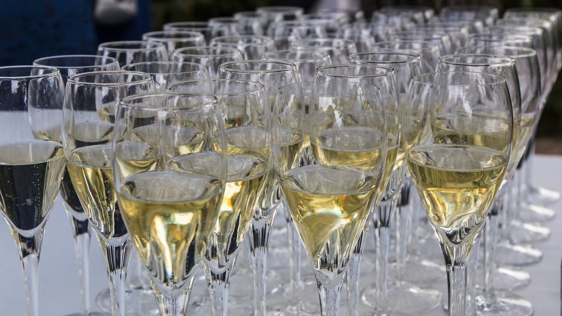 « Les gens boudent la clairette »: la mode du prosecco va-t-elle faire disparaître ce vin pétillant de la Drôme?