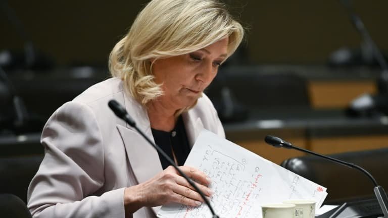 Politique cover image