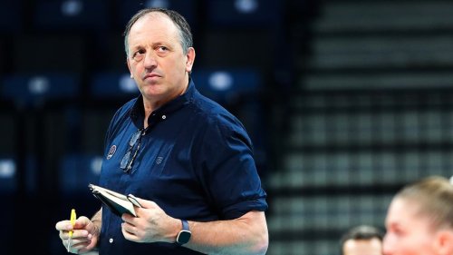Volley: "Je pensais que ces JO 2024 seraient un formidable tremplin", regrette le sélectionneur des Bleues