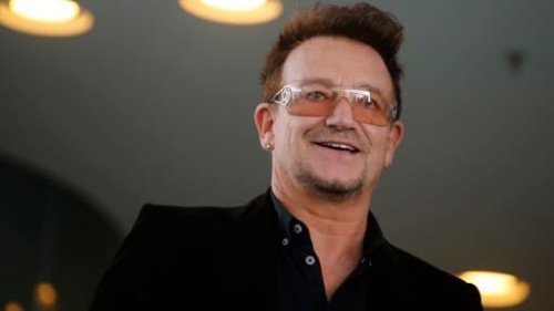 Le chanteur Bono raconte pour la première fois comment il a découvert l'existence de son demi-frère