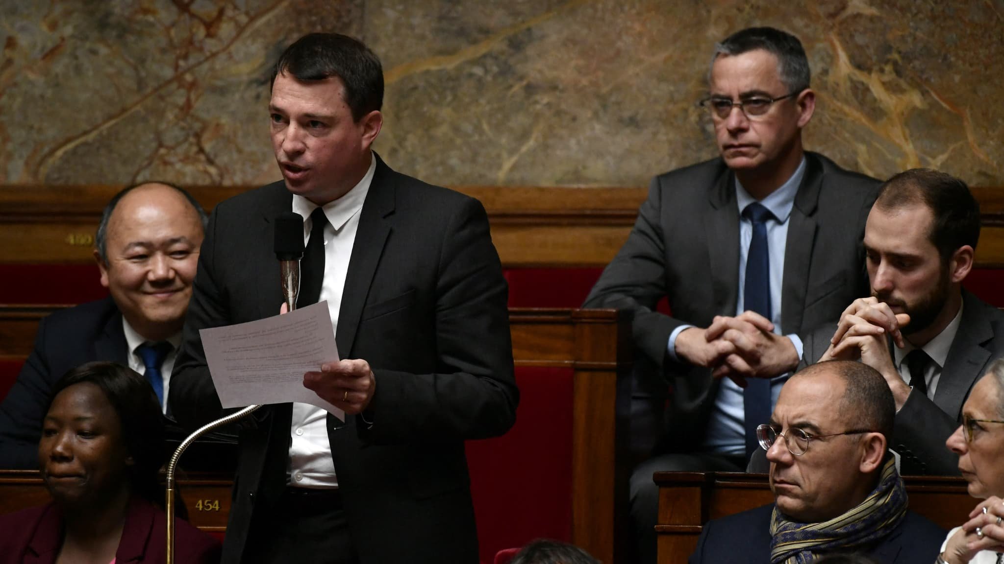 Tarn: un mannequin de la Coordination rurale attaché sur la permanence d’un député, il porte plainte