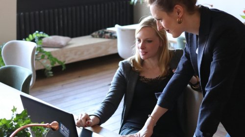 Le "offboarding" ou comment ces entreprises préparent leurs alternants à entrer sur le marché du travail