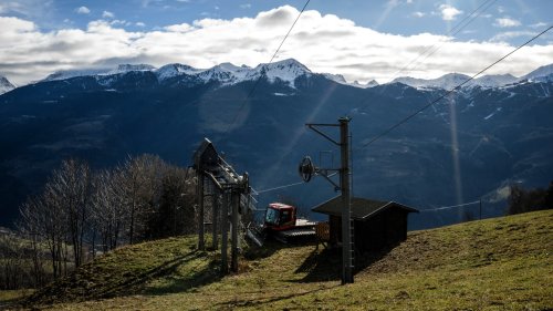 "On s'adapte": la station de La Plagne met fin au ski sur le glacier à cause du réchauffement climatique