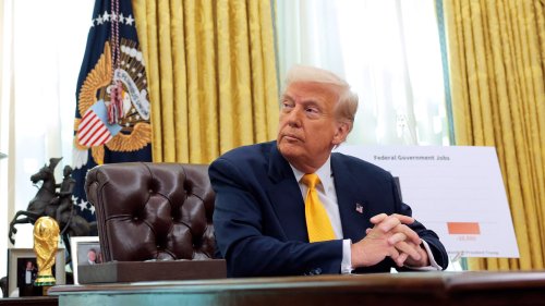 "On ne peut pas se permettre d'investir des milliards": les constructeurs automobiles ne se pressent même pas pour relocaliser leurs usines aux États-Unis