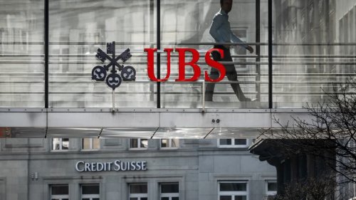 Crédit Suisse racheté par UBS: entre 20 et 30% des emplois pourraient être supprimés