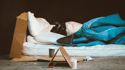 Plus de quatre millions de personnes mal logées en France, le nombre de sans domicile a doublé en dix ans