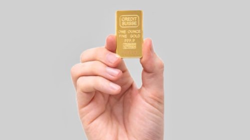 Les investisseurs préfèrent l'or au dollar: l'once d'or bat un nouveau record et franchit la barre des 3.400 dollars