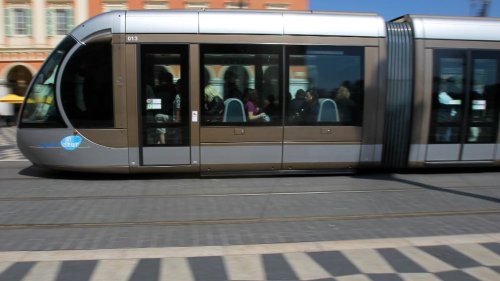 Grève du 31 janvier: les tramways tous à l'arrêt dans la métropole de Nice, le trafic des bus perturbé