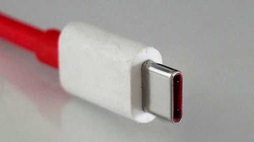 Apple ne sera pas contraint d’intégrer un chargeur USB-C avant... l’iPhone 17