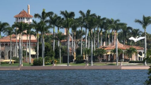 La villa de Donald Trump en Floride, Mar-a-Lago, perquisitionnée par le FBI