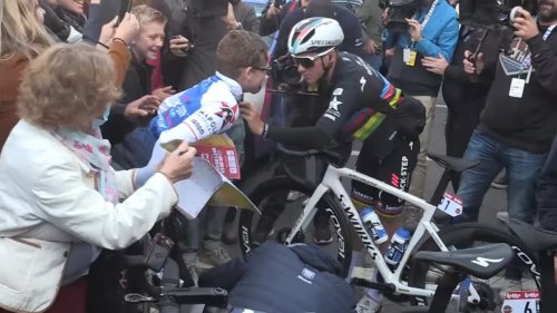 Cyclisme: la Belgique célèbre son héros Remco Evenepoel