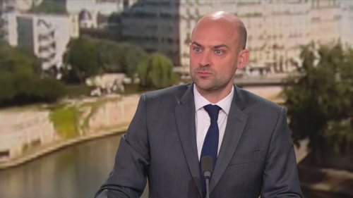 "Prendre la Russie à la gorge": la France évoque la préparation de sanctions "dévastatrices" contre Moscou