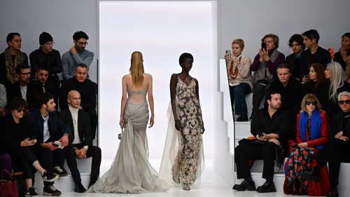 Haute couture: six défilés qui ont marqué la Fashion Week printemps- été 2023 à Paris