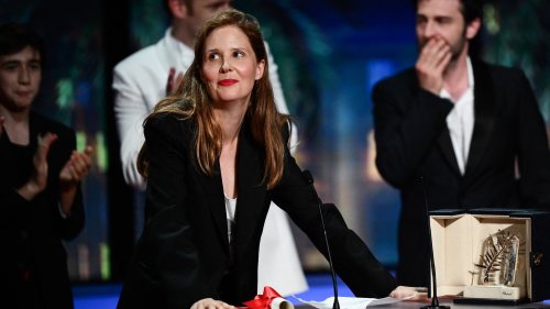 Cannes 2023: Justine Triet, Palme d'or, dénonce la "façon choquante" dont le mouvement contre la réforme des retraites a été "nié"