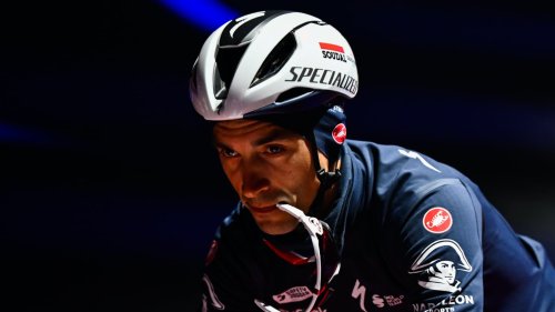 Cyclisme: grosse chute pour Alaphilippe sur le Nieuwsblad
