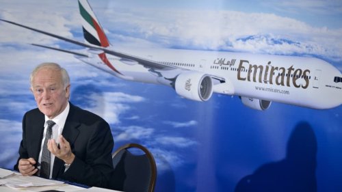 Emirates envisage de passer une nouvelle commande d'avions Airbus et Boeing