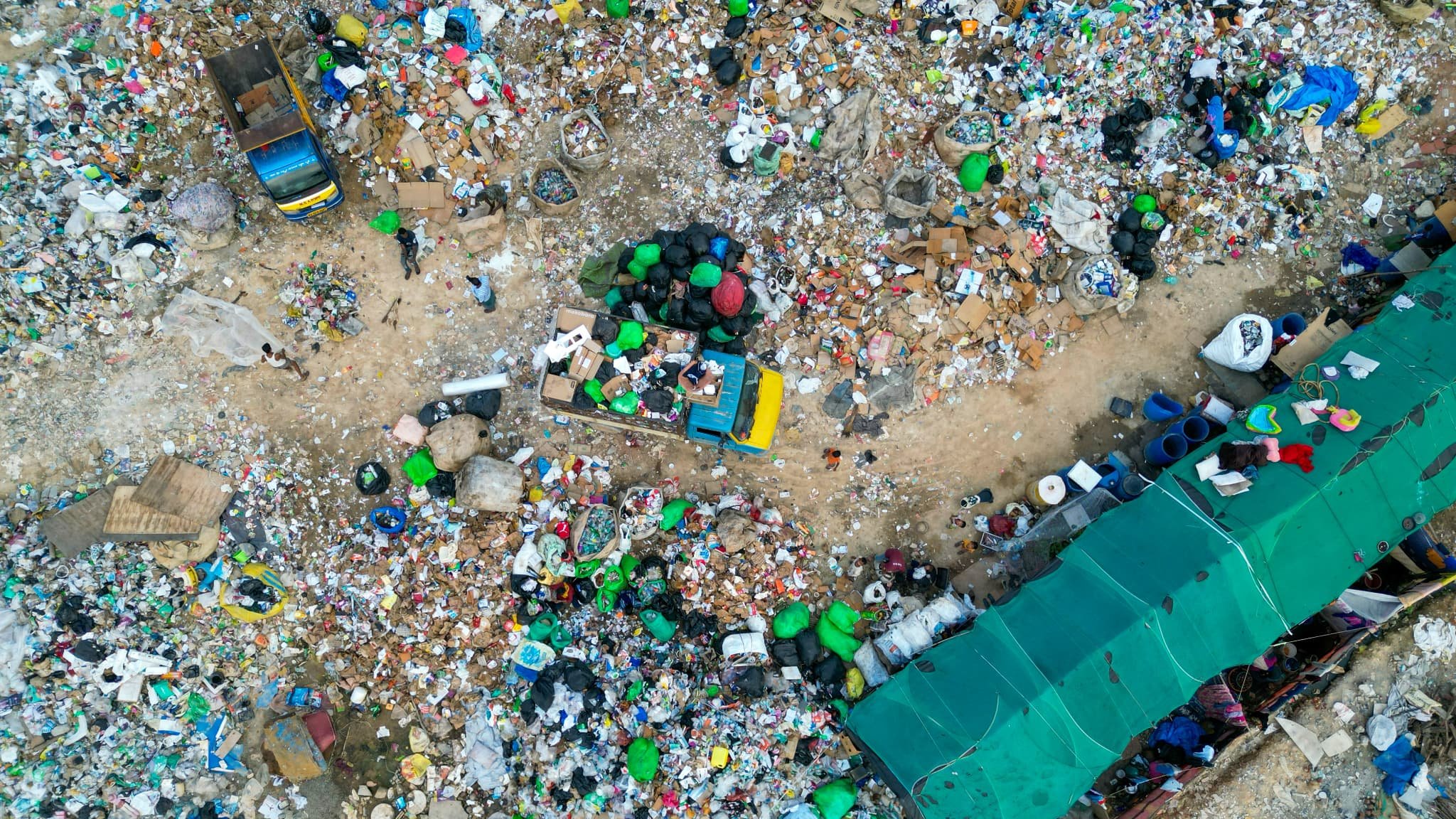 Lait maternel, sols: une étude confirme l’omniprésence des microplastiques, de l’environnement à l’Homme