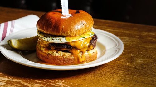 Flambée des prix, pénurie… Le hamburger est-il la prochaine victime de la politique de Donald Trump?