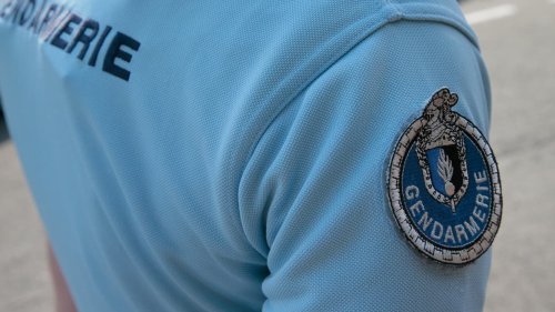 Meurthe-et-Moselle: un gendarme volontairement percuté par un motard lors d'un rodéo urbain près de Nancy
