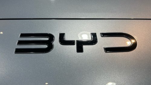 2.000 créations de postes promises: le géant automobile chinois BYD va ouvrir un centre européen en Hongrie