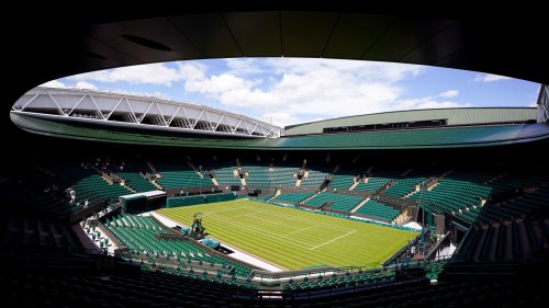 Wimbledon, Tour de France… Comment le monde du sport change de braquet face au Covid-19