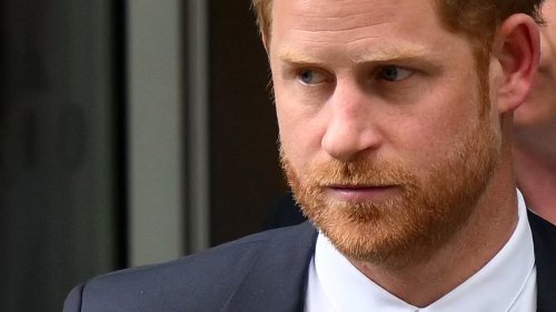 Procès intenté au "Daily Mirror": le frère de Diana vole à la défense du prince Harry