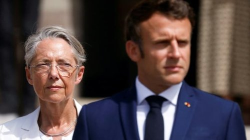 Retraites: Emmanuel Macron recevra Élisabeth Borne et les chefs de la majorité lundi à l'Élysée