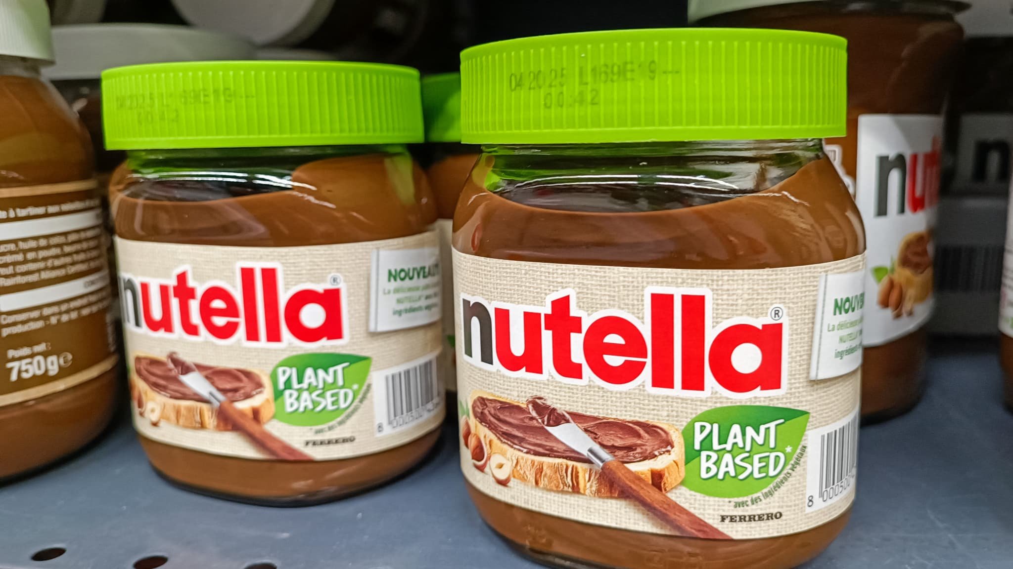 Emballages verts, « bon pour l’environnement »… Attention aux étiquettes trompeuses au supermarché
