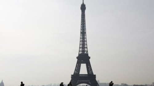 Paris: la place du Trocadéro, bientôt classée "monument historique" pour empêcher son réaménagement?