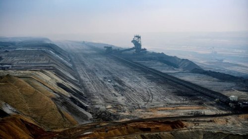 Le Royaume-Uni autorise un projet de mine de charbon controversé