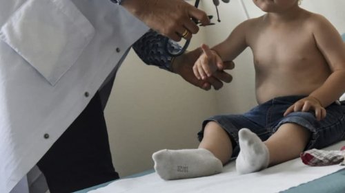 "Il faut réfléchir à fermer les écoles": l'appel de la cheffe de la pédiatrie du CHU de Rennes face à l'épidémie de bronchiolite