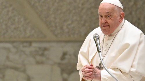"Saluer la foule": le pape François va faire ce dimanche sa première apparition publique depuis son hospitalisation