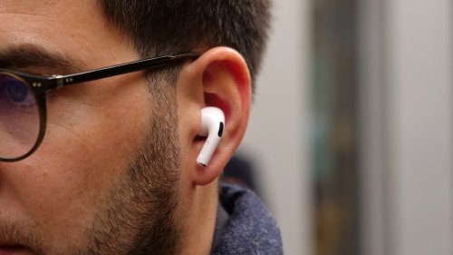Airpods, Galaxy Buds... Les écouteurs intra-auriculaires sont-ils dangereux pour la santé?