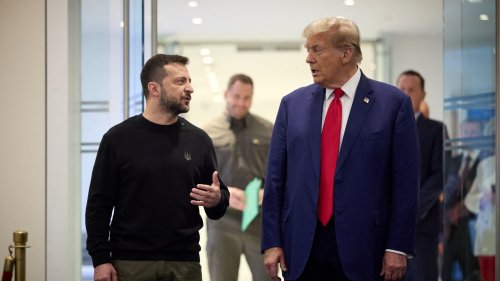 "Il prolonge les tueries": Trump attaque Zelensky et ses "propos incendiaires" sur la Crimée