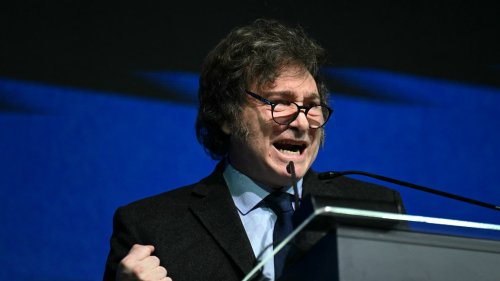 "Tueurs à gages", "racaille menteuse": le président argentin Javier Milei s'en prend à la presse
